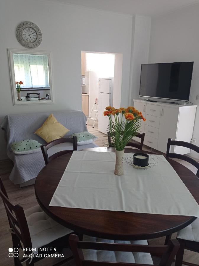 Studio Apartman Sonja Оточац Екстер'єр фото
